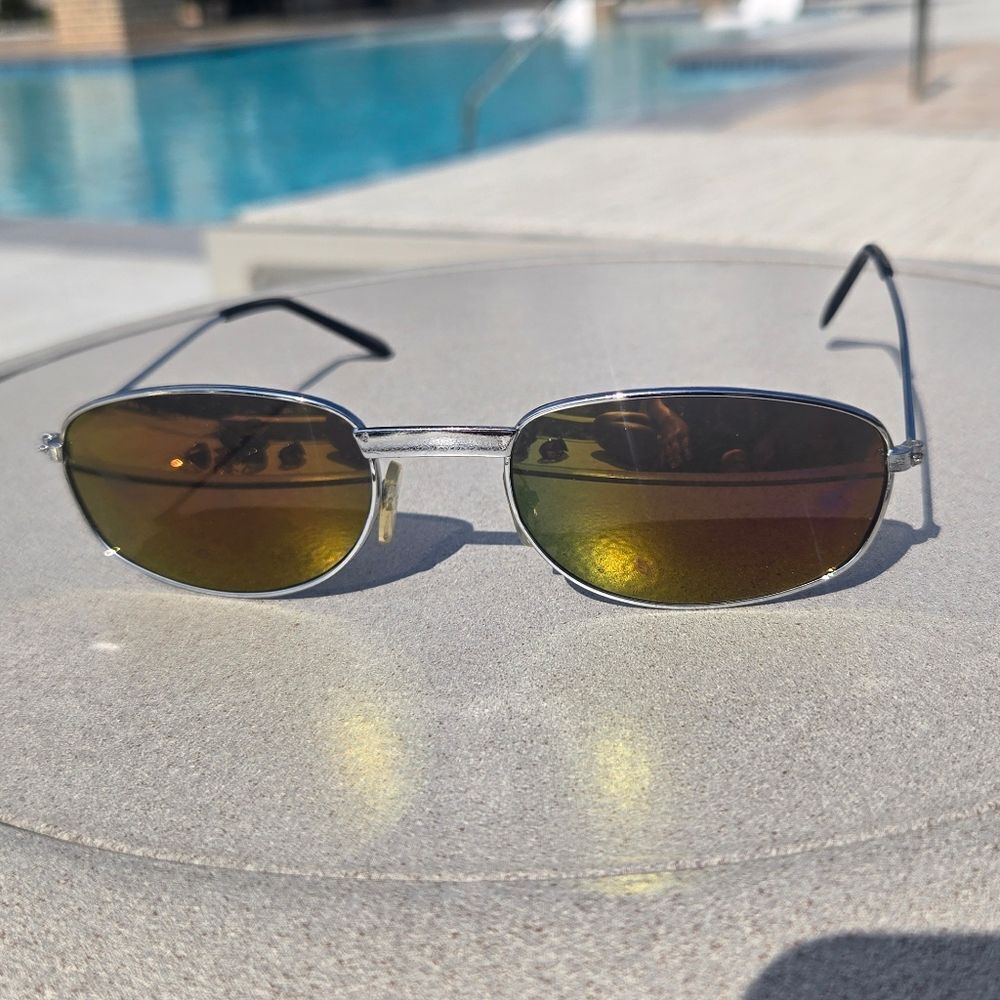 Small Frame Mirrored Sunglasses